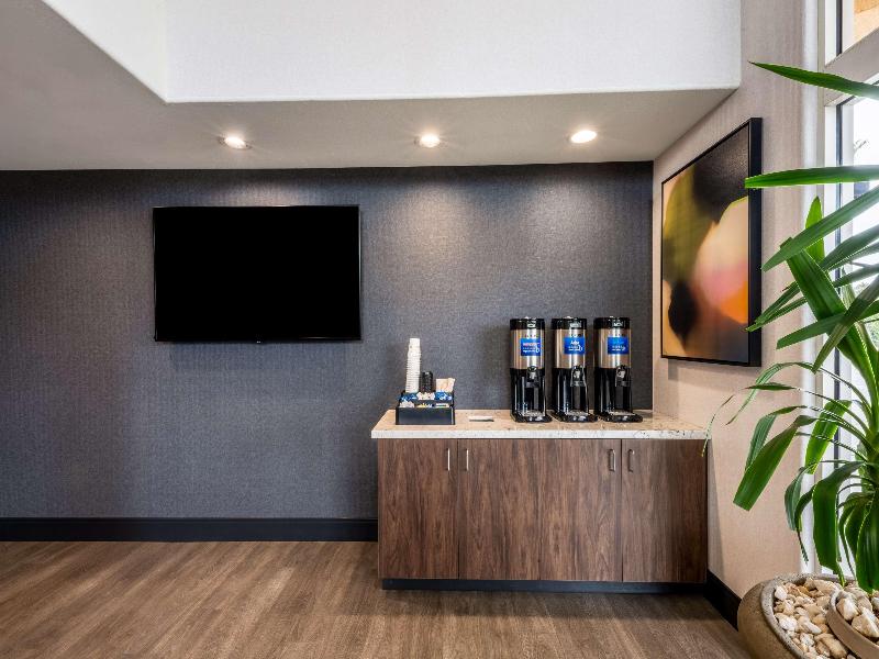 Best Western Inn & Suites Lemoore