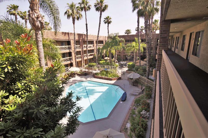 BW Plus Meridian Inn & Suites, Anaheim-Orange