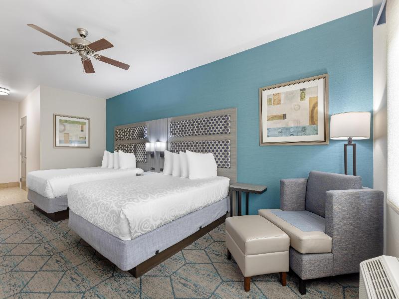 Best Western Plus Wasco Inn & Suites image