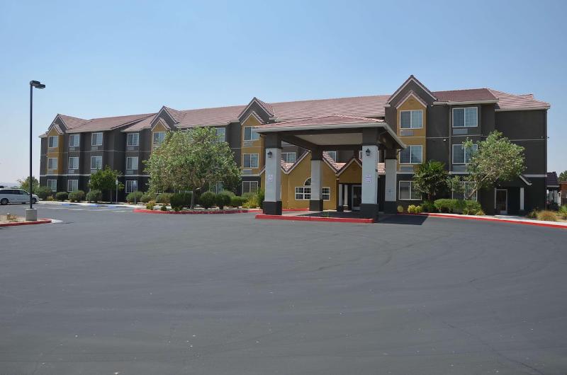 Best Western California City Inn AND Suites
