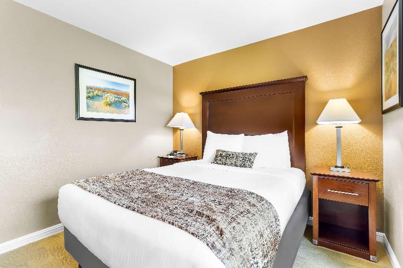 Best Western California City Inn & Suites image