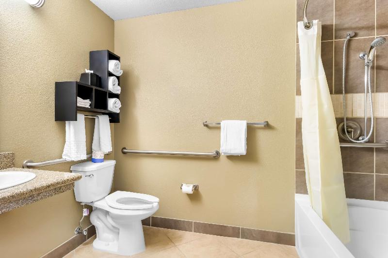 Best Western California City Inn & Suites image