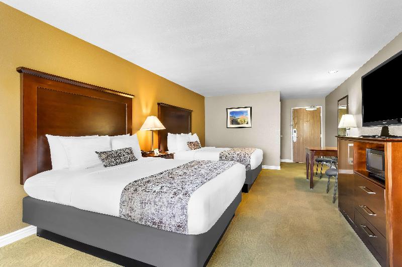 Best Western California City Inn & Suites image