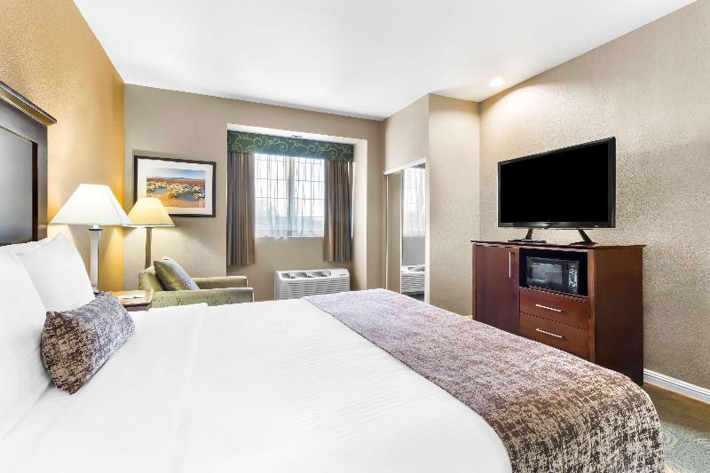 Best Western California City Inn & Suites image
