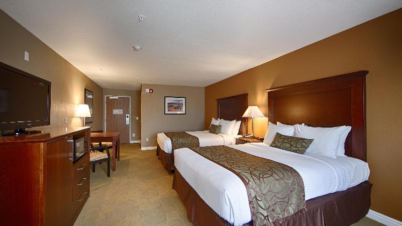 Best Western California City Inn & Suites image