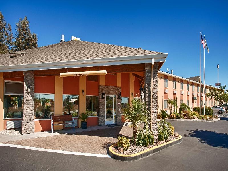 Best Western Plus Corning Inn image