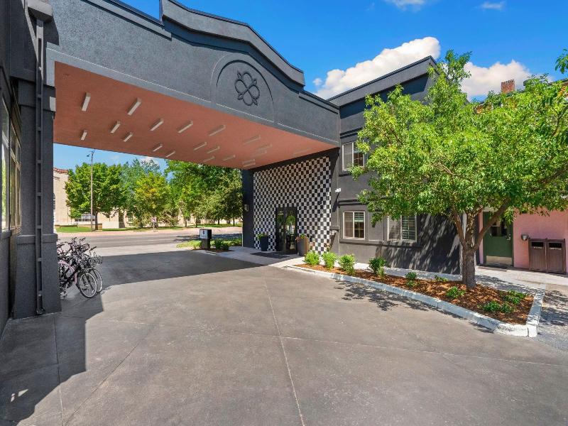 Best Western University Inn