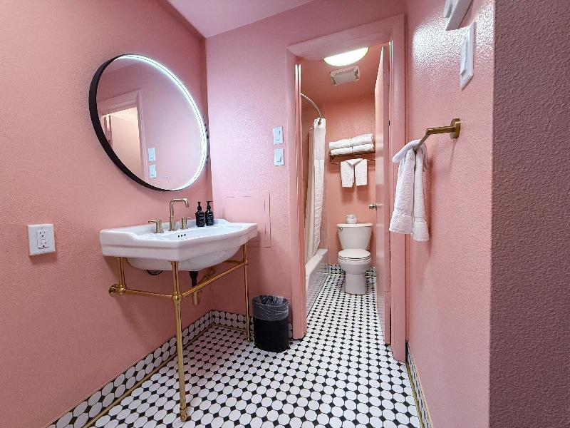 Best Western University Inn image
