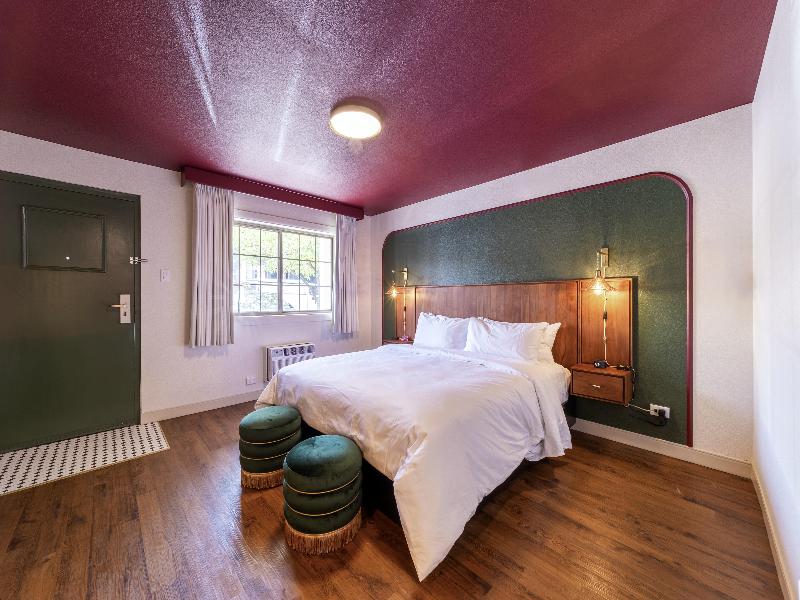 Best Western University Inn image