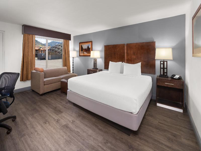 Baymont By Wyndham Durango image