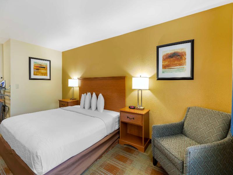 Best Western Kiva Inn image