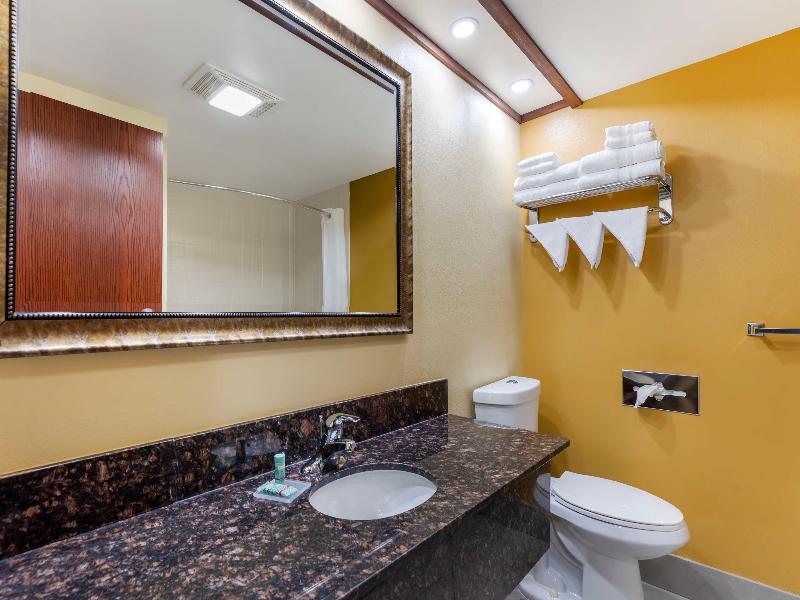 Best Western Kiva Inn image