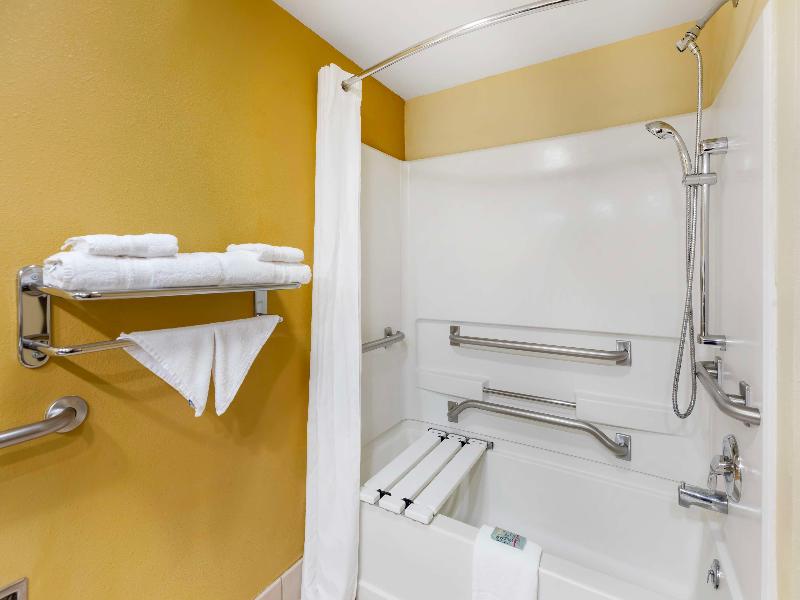 Best Western Kiva Inn image