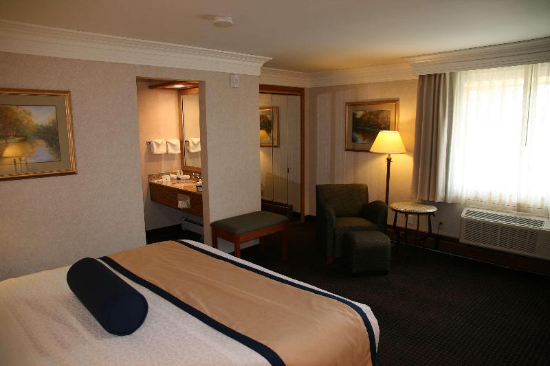 Best Western Plus Silver Saddle image