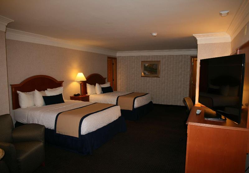 Best Western Plus Silver Saddle image