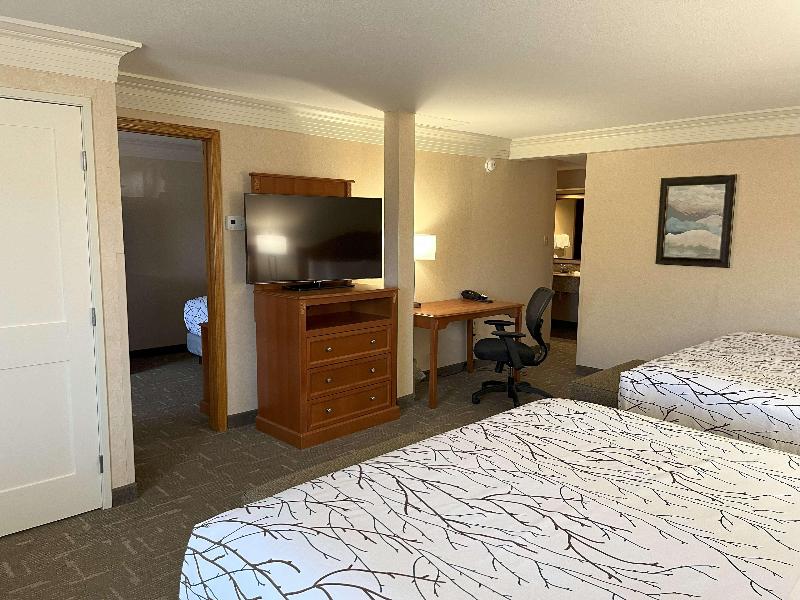 Best Western Plus Silver Saddle image