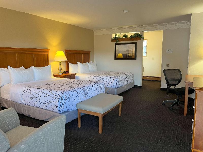 Best Western Plus Silver Saddle image