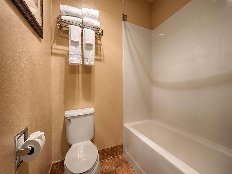 Best Western Plus Deer Park Hotel and Suites image