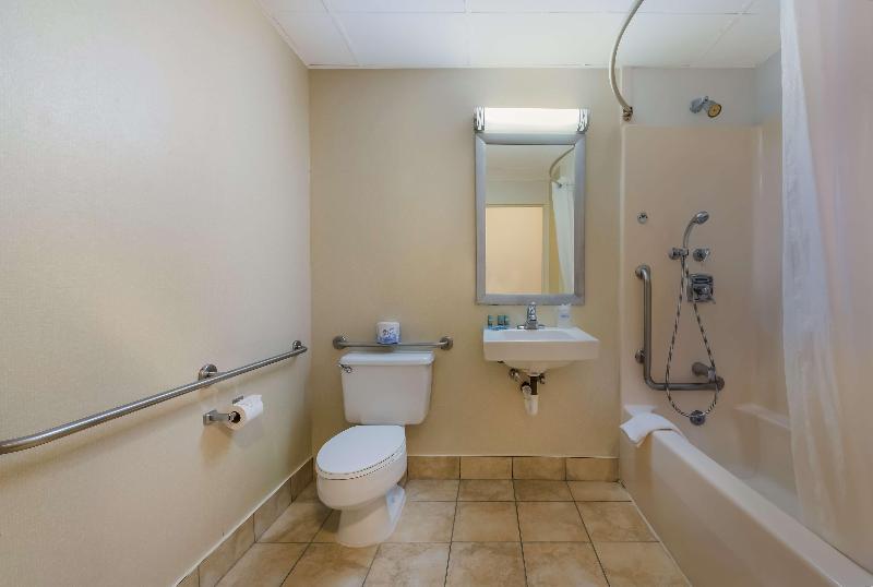 Bw Executive Hotel Of New Haven-West Haven image