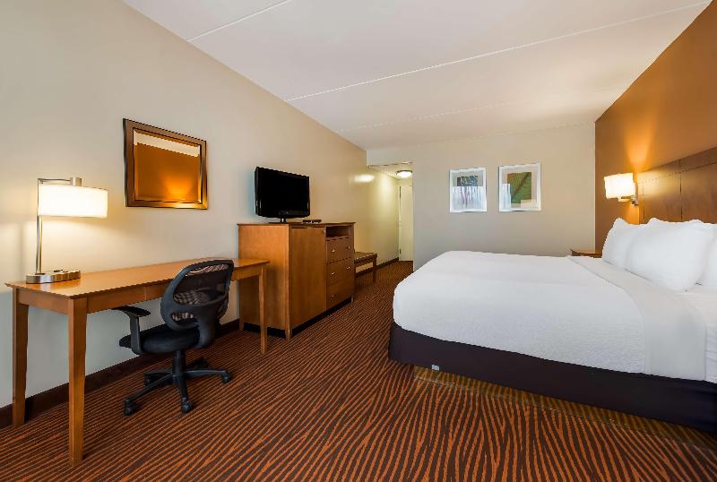 Bw Executive Hotel Of New Haven-West Haven image