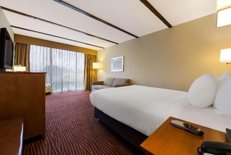 Bw Executive Hotel Of New Haven-West Haven image