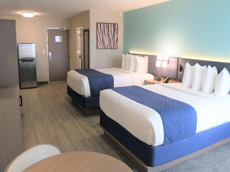Best Western Aku Tiki Inn image