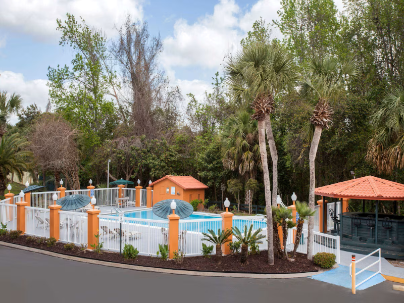 Baymont by Wyndham Lake City image