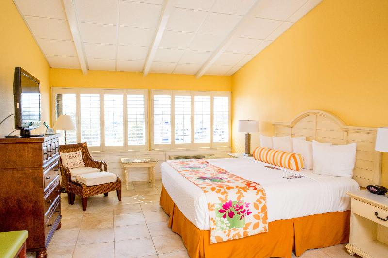 Best Western Plus Yacht Harbor Inn image