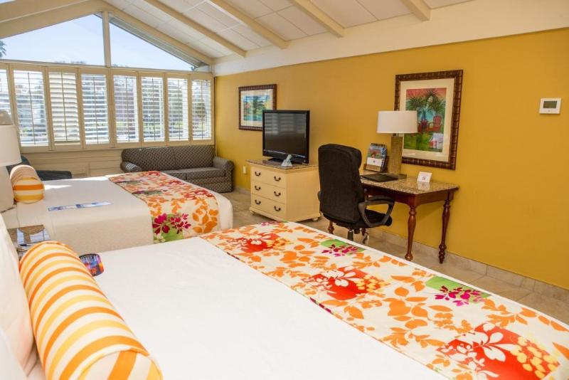 Best Western Plus Yacht Harbor Inn image