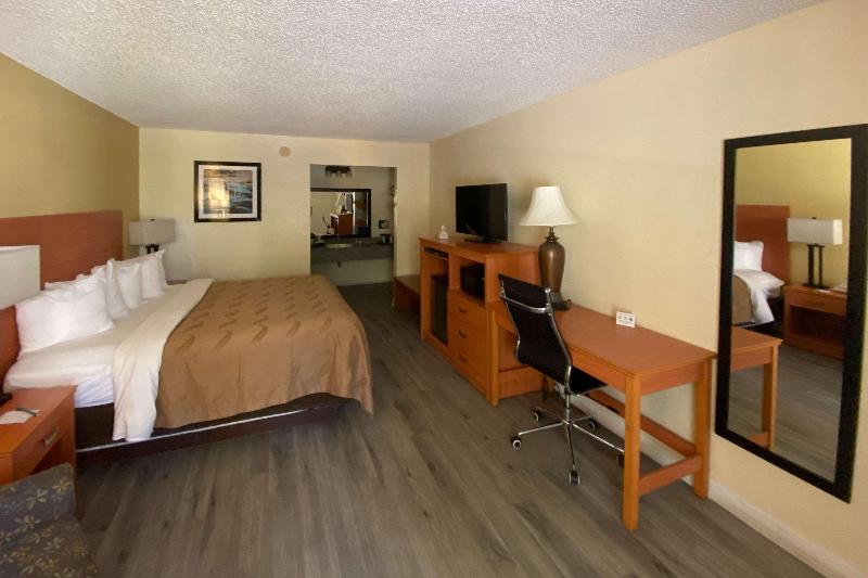 Quality Inn Near Manatee Springs State Park image