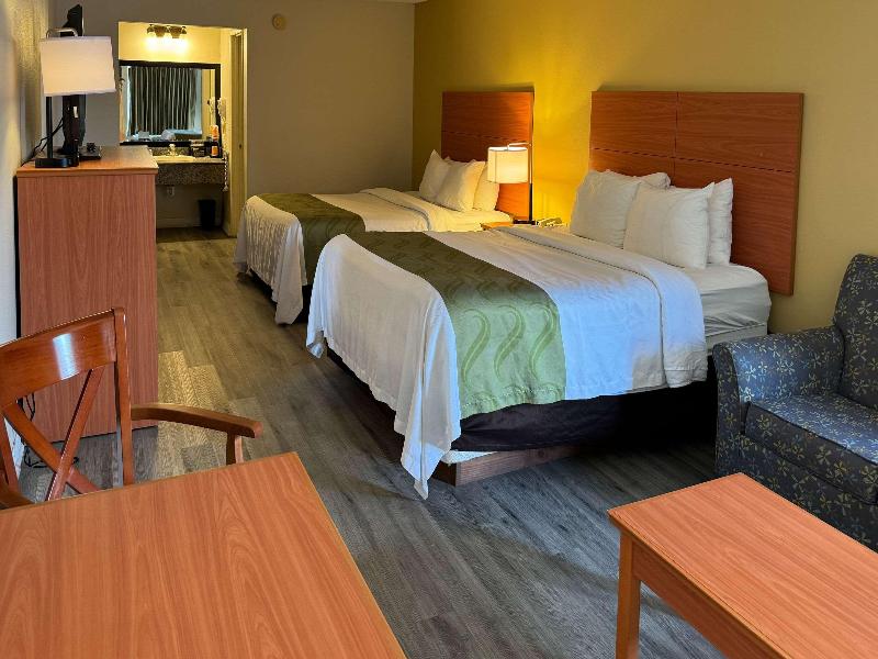Quality Inn Near Manatee Springs State Park image