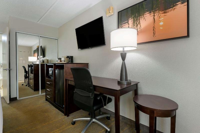 Best Western Inn of Palatka image