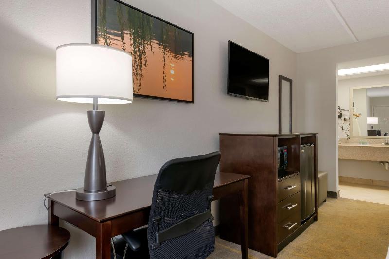 Best Western Inn of Palatka image