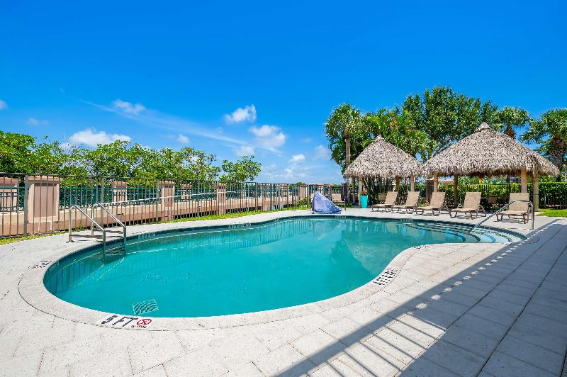 Best Western Intracoastal Inn image