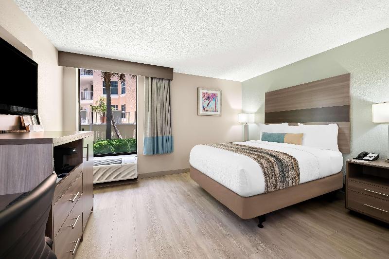 Best Western Intracoastal Inn image
