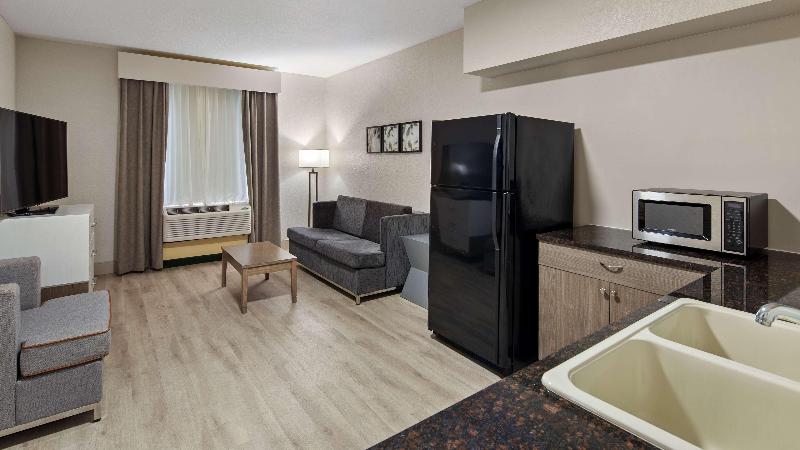 Best Western Heritage Inn & Suites image