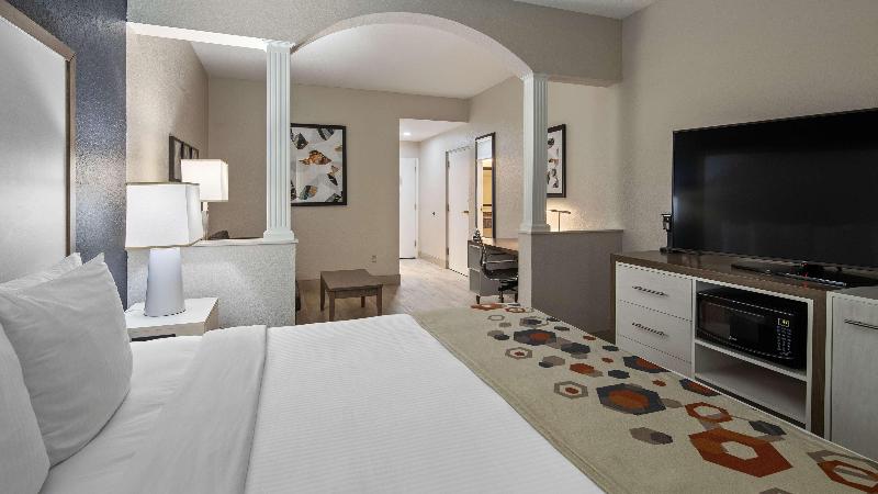 Best Western Heritage Inn & Suites image