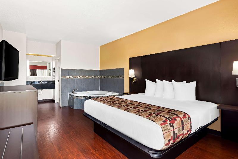Best Western Lake Okeechobee image