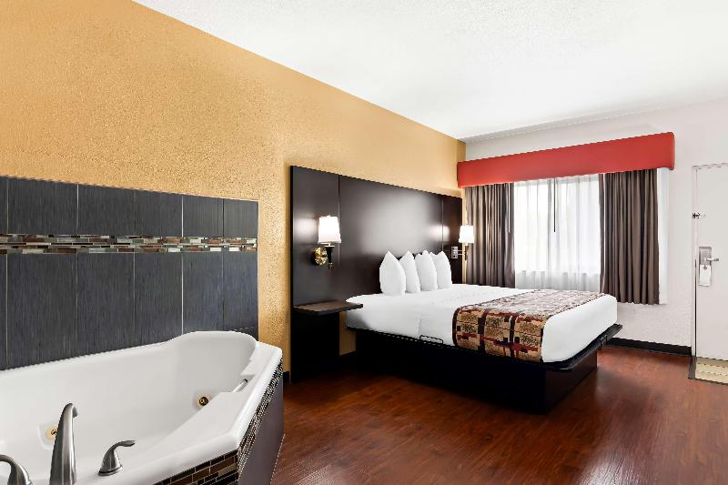 Best Western Lake Okeechobee image