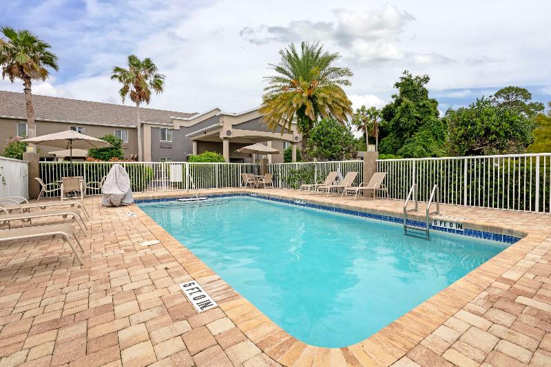 Best Western Edgewater Inn image
