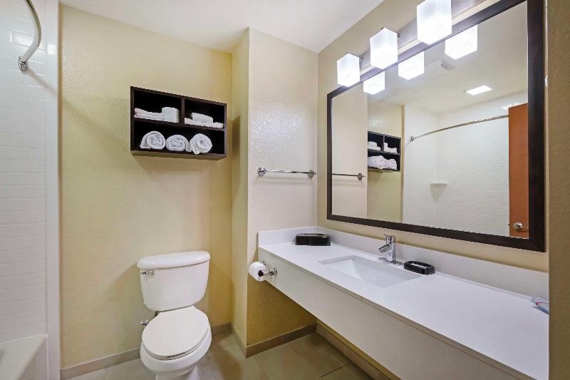 Best Western Edgewater Inn image