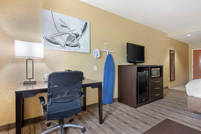 Best Western Edgewater Inn image
