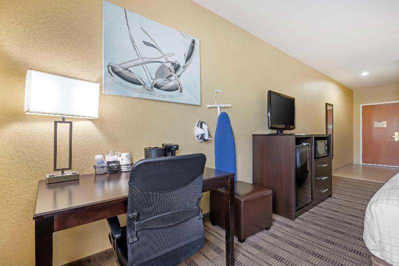 Best Western Edgewater Inn image