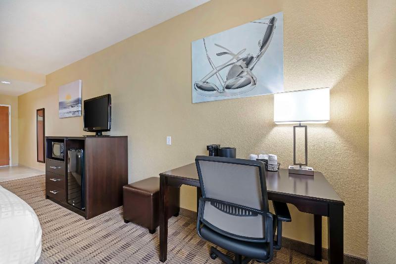 Best Western Edgewater Inn image