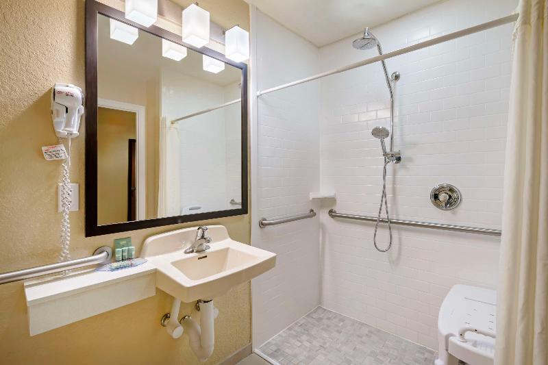 Best Western Edgewater Inn image