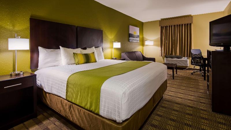 Best Western Edgewater Inn image