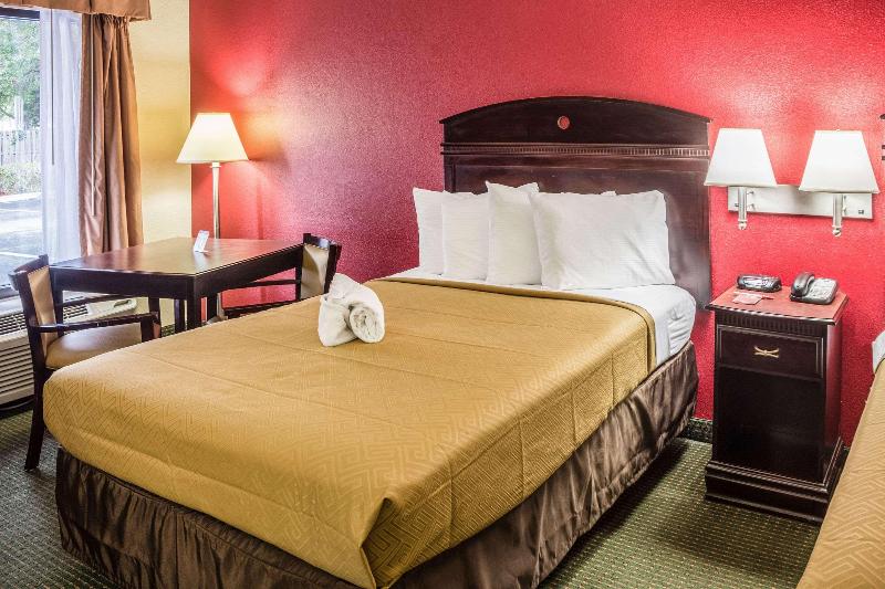 Econo Lodge Palm Coast — photo 69