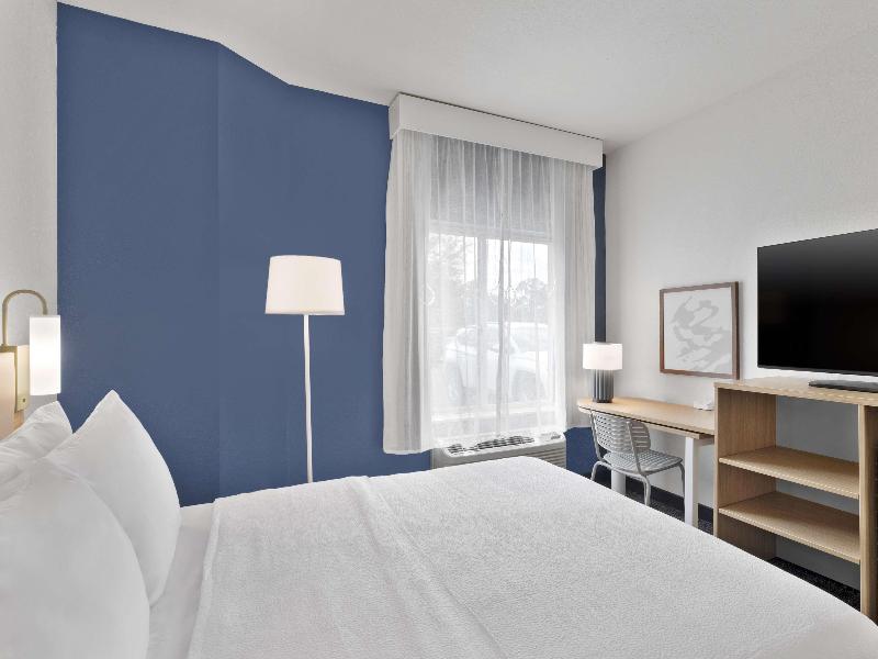 Spark by Hilton Orlando near SeaWorld image