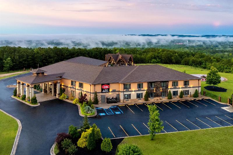 Aiden by Best Western Warm Springs Hotel and Event image