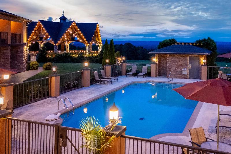 Aiden by Best Western Warm Springs Hotel and Event image